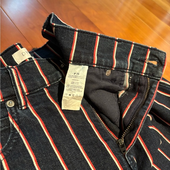 Dynamite women’s US small blue, red and white stretchy denim pencil skirt. - Picture 4 of 8